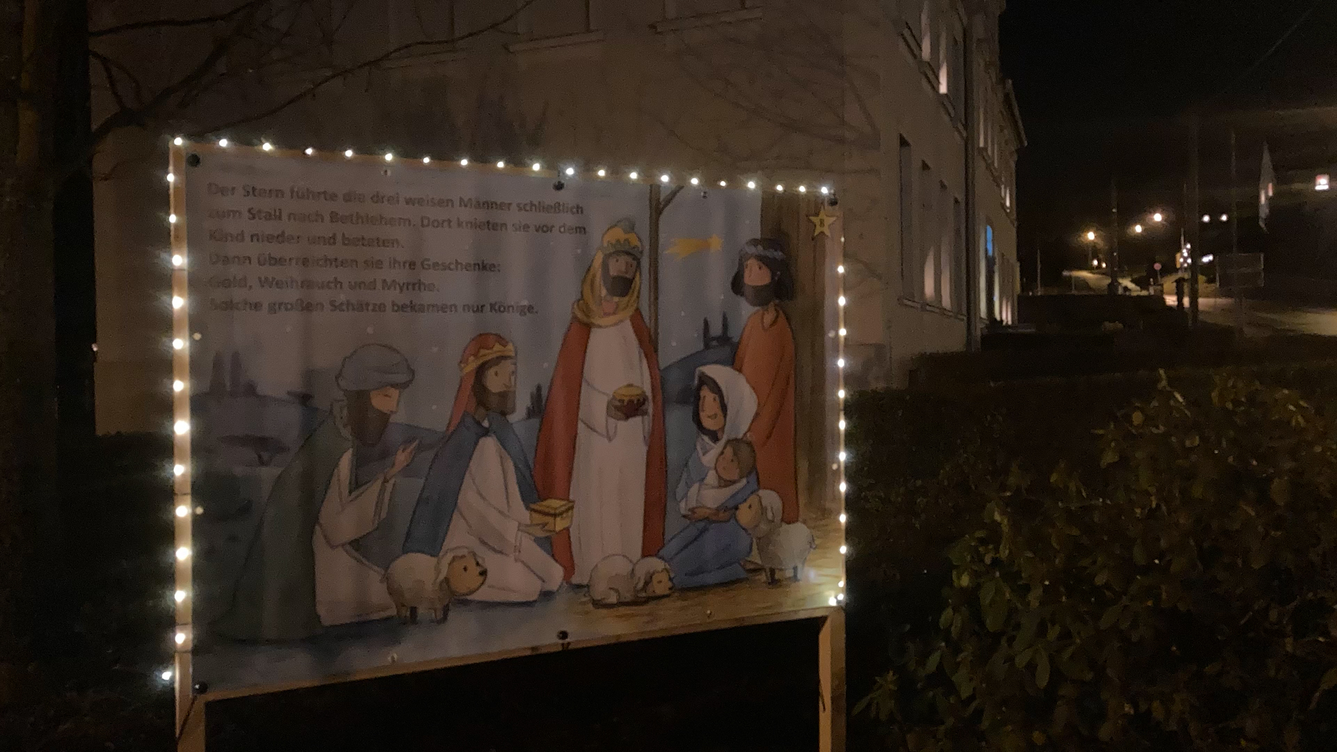 MEgional am 16. Dezember 2021 mit dem Krippenweg durch Lauterbach MEgional am 16. Dezember 2021 mit dem Krippenweg durch Lauterbach