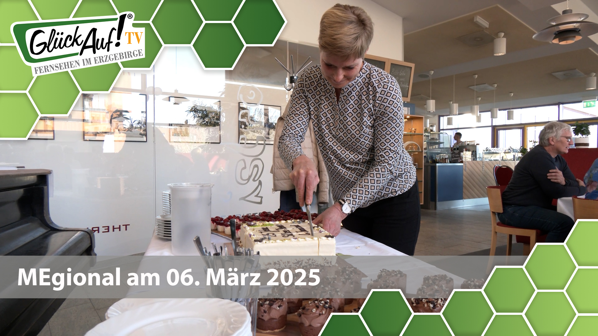 MEgional am 06. März 2025 mit dem Kuchenanschnitt zum 25 jährigen Jubiläum Silber-Therme Warmbad
